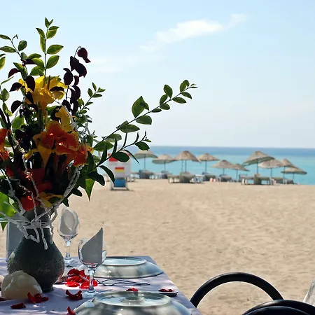Selinus Club מלון 3*