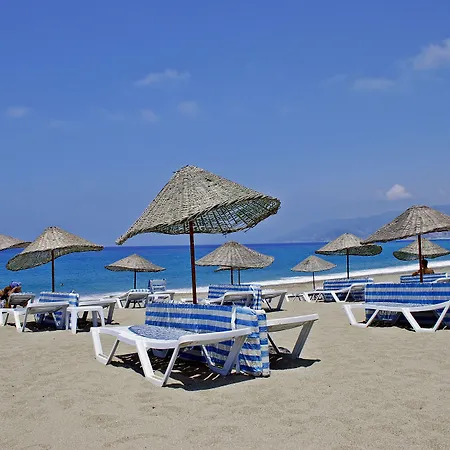 מלון Selinus Club 3*