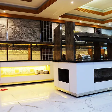 Selinus Club מלון 3*