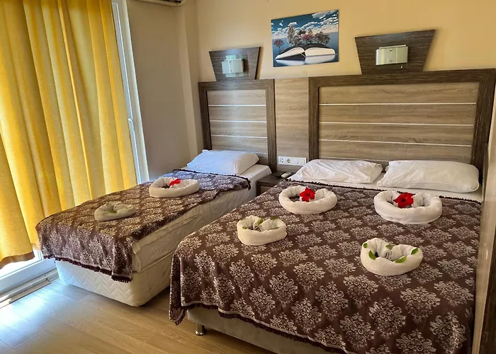 מלון Selinus Club 3*