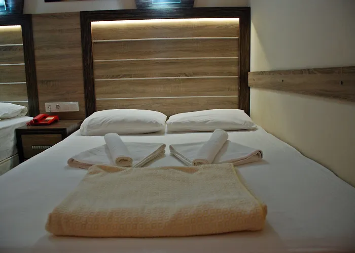 Selinus Club מלון 3*