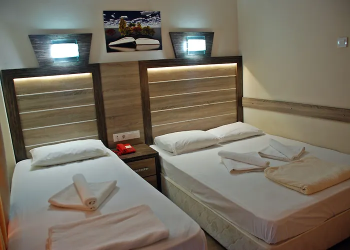 מלון Selinus Club 3*