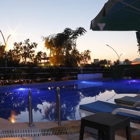 Selinus Club 3*