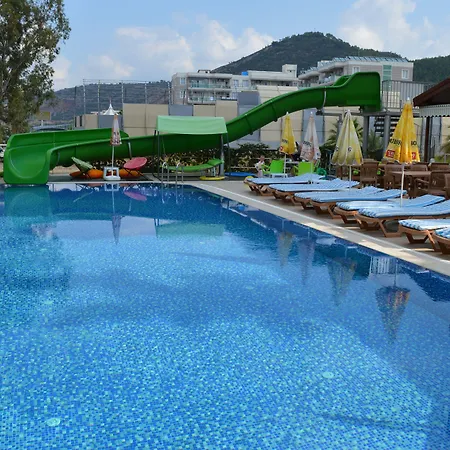 Ξενοδοχείο Selinus Club 3*