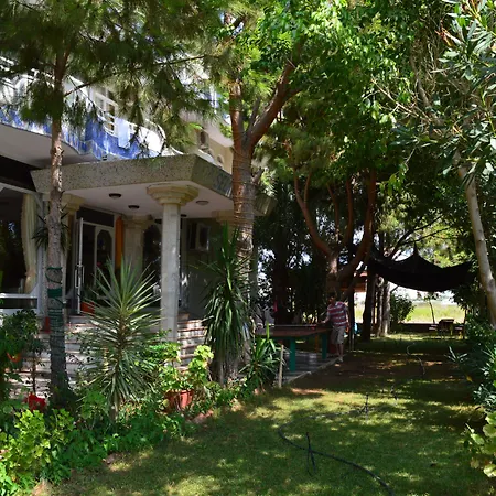 Ξενοδοχείο Selinus Club 3*