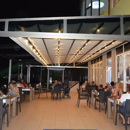 ホテル Buelent Kocabas-selinus Club 3*