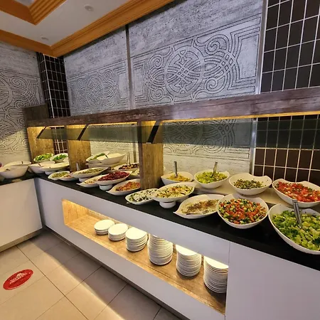 Selinus Club Szálloda 3*